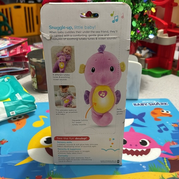 SOLD Fisher-Price Pink Sooth & Glow Seahorse - Picture 3 of 4
